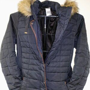 MODERN SHAPED PARKA